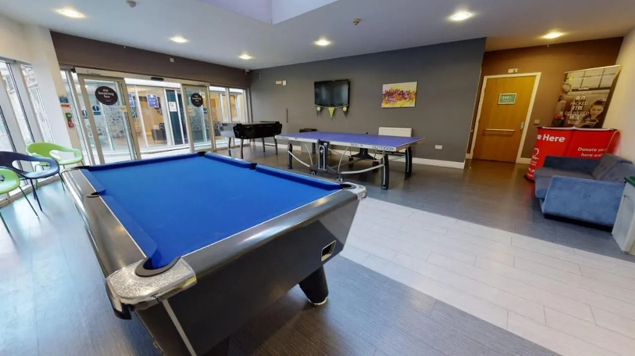 For Students Only Contemporary Studios At Iq Hoxton In Лондон 0*,